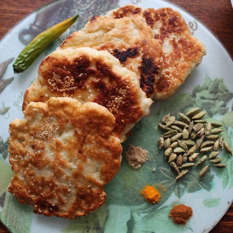 Бхатури — Индийская кухня