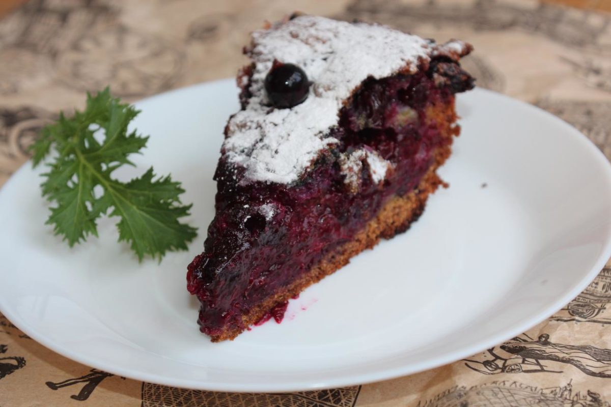 Пирог с черной смородиной — Литовская кухня