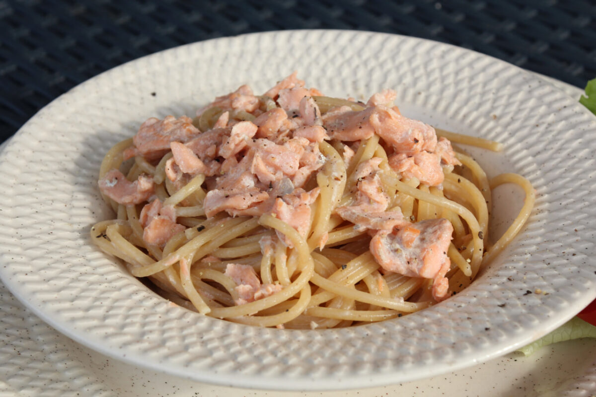 Паста с лососем и сливками — Итальянская кухня