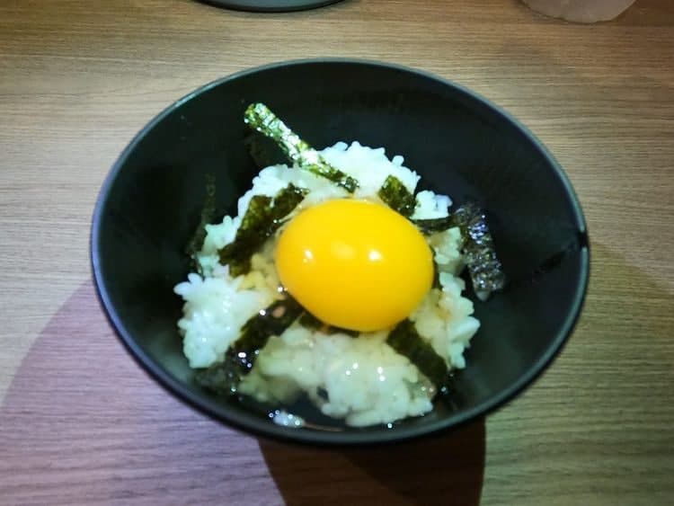 Тамаго какэ гохан — Японская кухня