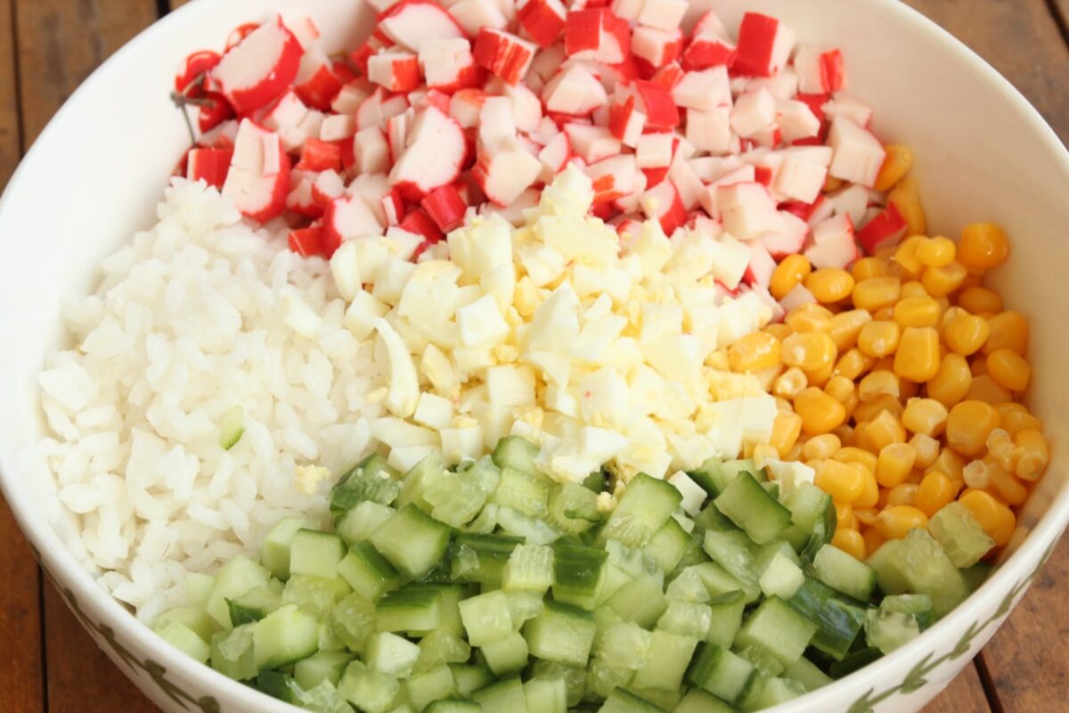 Крабовый салат на диете можно без спорта